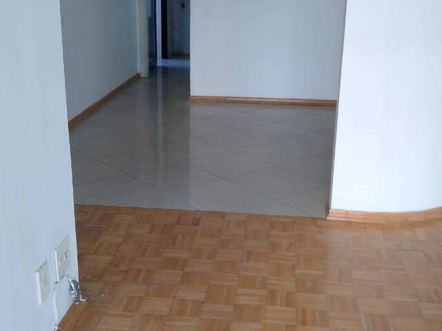 Venda em Indianópolis - São Paulo